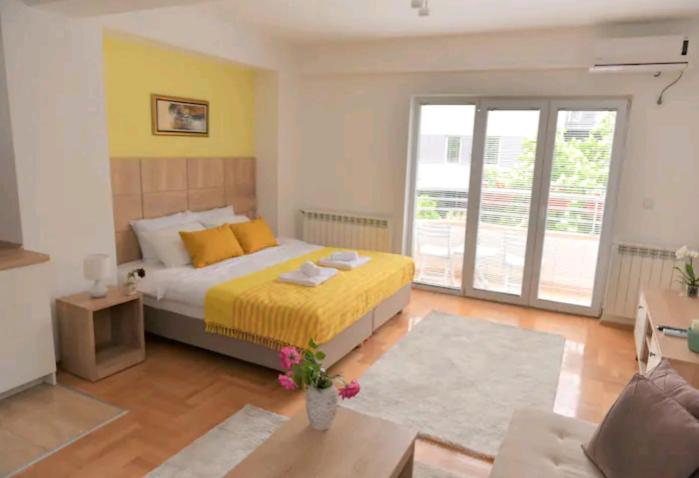 Milica Apartments Скоп'є Екстер'єр фото