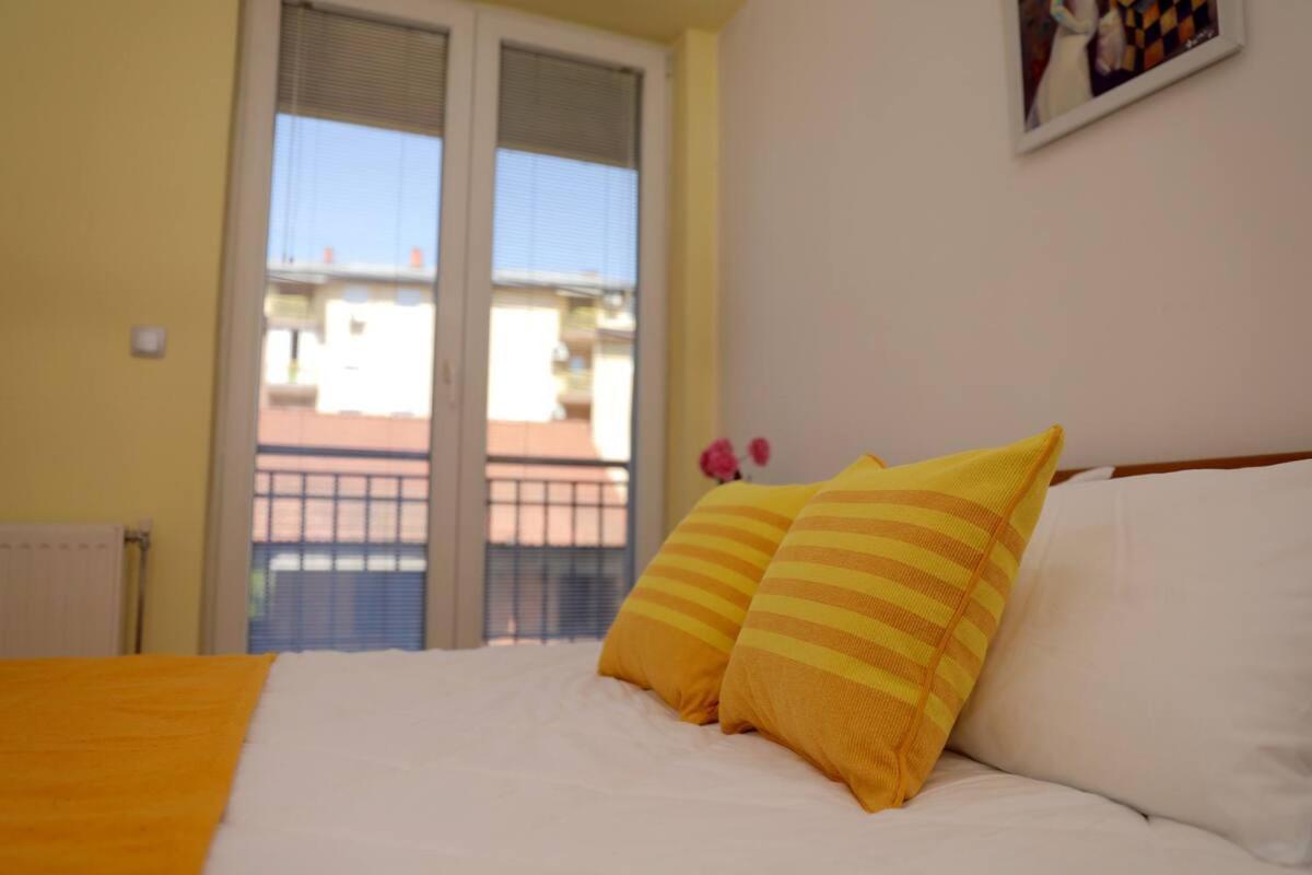 Milica Apartments Скоп'є Екстер'єр фото